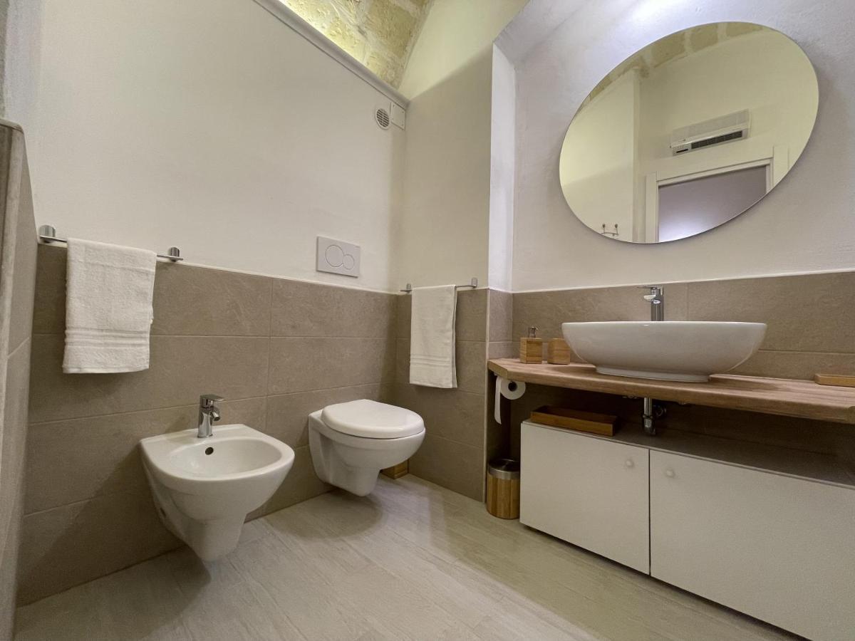 La Perla Del Borgo Apartment Taranto Luaran gambar